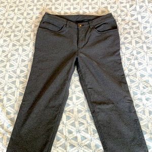 Lululemon tech canvas ABC pants, mint condition grey